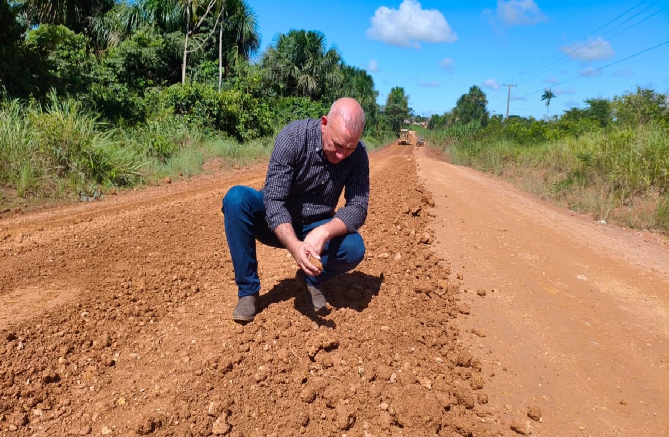 Ezequiel Neiva destaca parceria com governo do estado na manutenção da RO-420, em Nova Mamoré