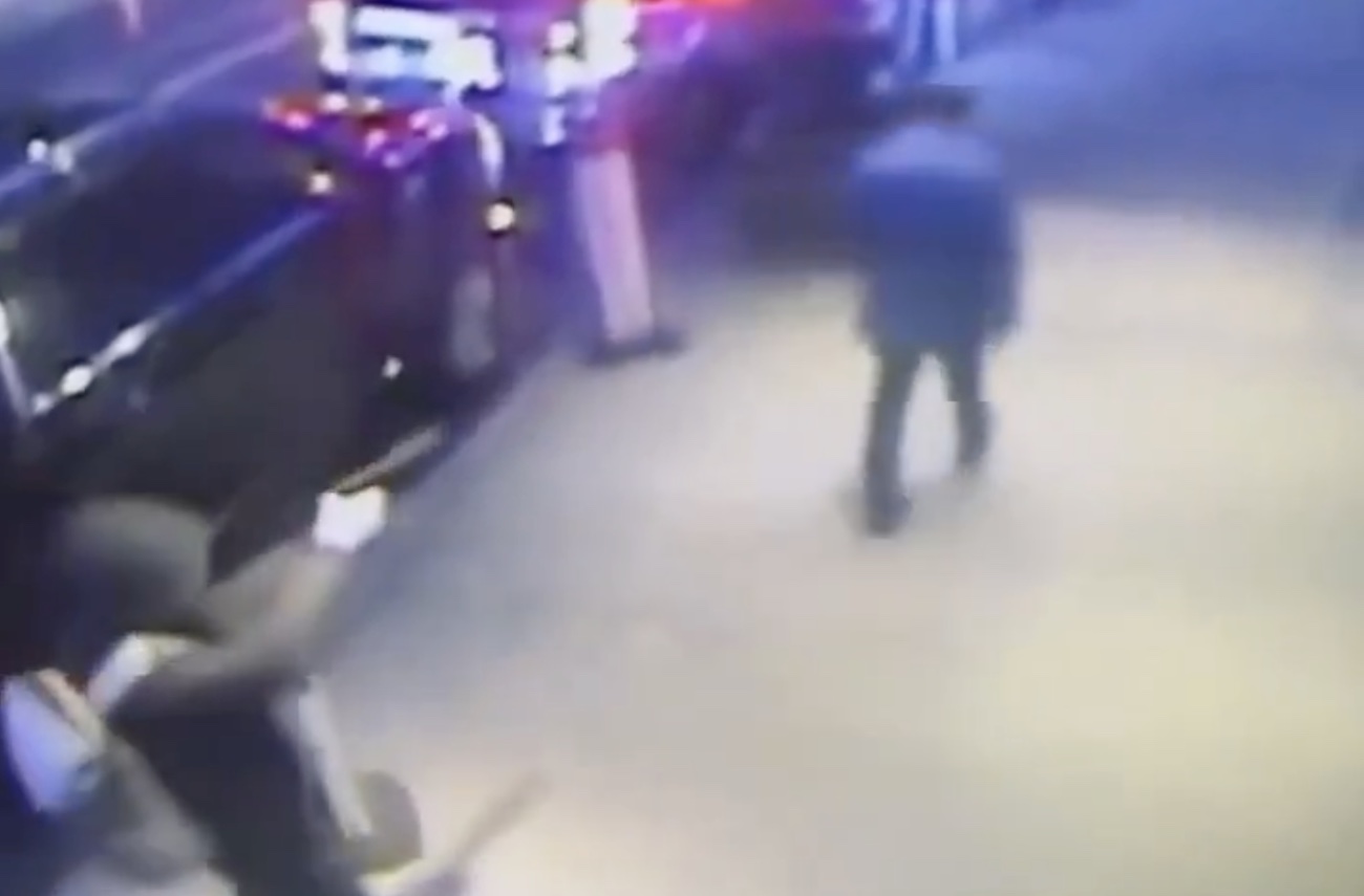 Assassino de CEO da saúde morto em Nova York escreveu mensagens nas balas do crime