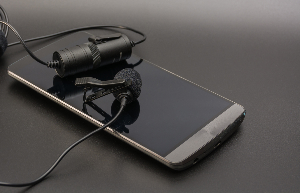 Gravação telefônica com más referências de vendedora é prova válida contra empregador