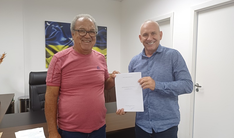 Ezequiel Neiva garante investimento para a construção de salas de aula para crianças com necessidades especiais