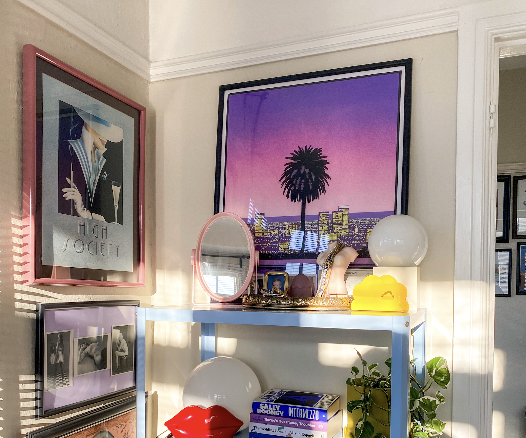 21 Vintage Vanity Mirrors - by Skylar Allen - Room to Grow