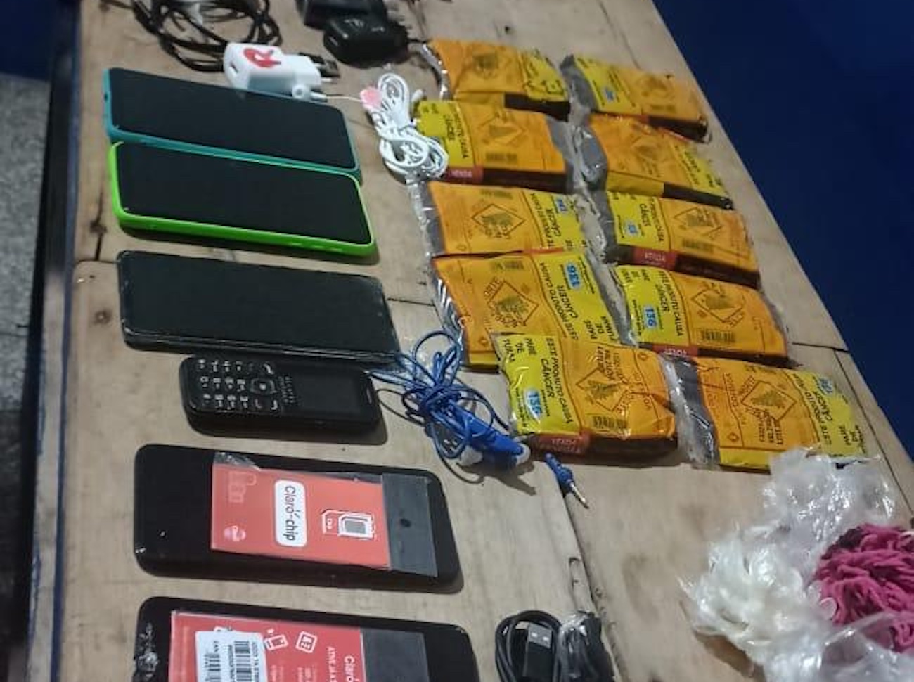 Policiais penais frustram tentativa de entrega de celulares no Presídio 603 em Porto Velho