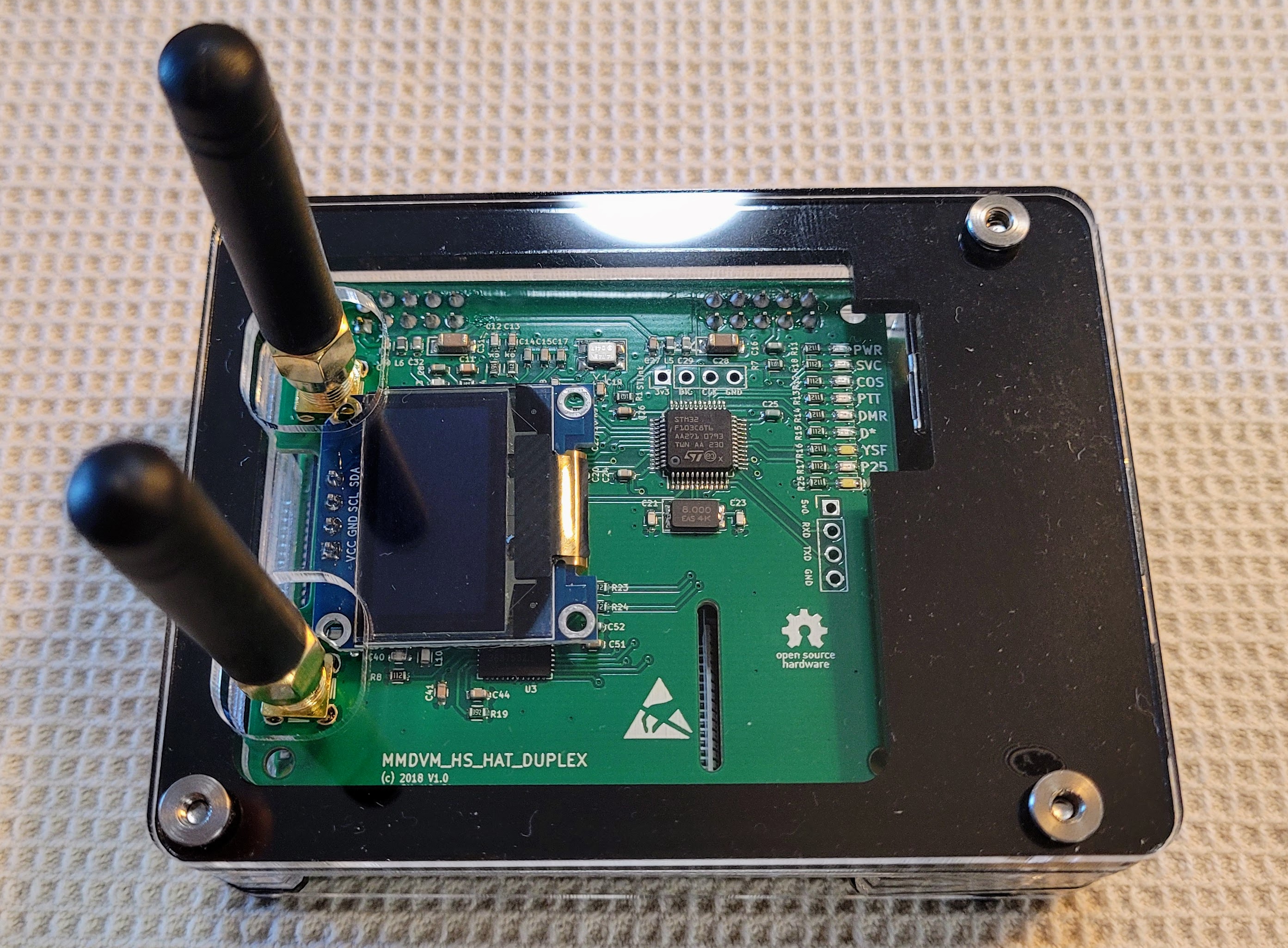 Attach the two antennas on this duplex hotspot build