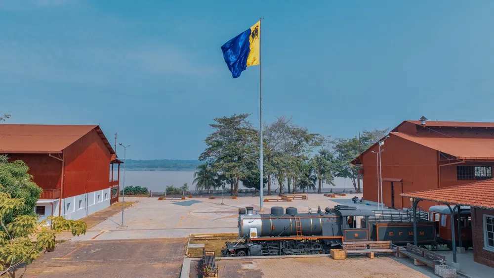 EFMM ficou abandonada por décadas, agora o IPHAN está preocupado com 'altos riscos à integridade do patrimônio histórico'