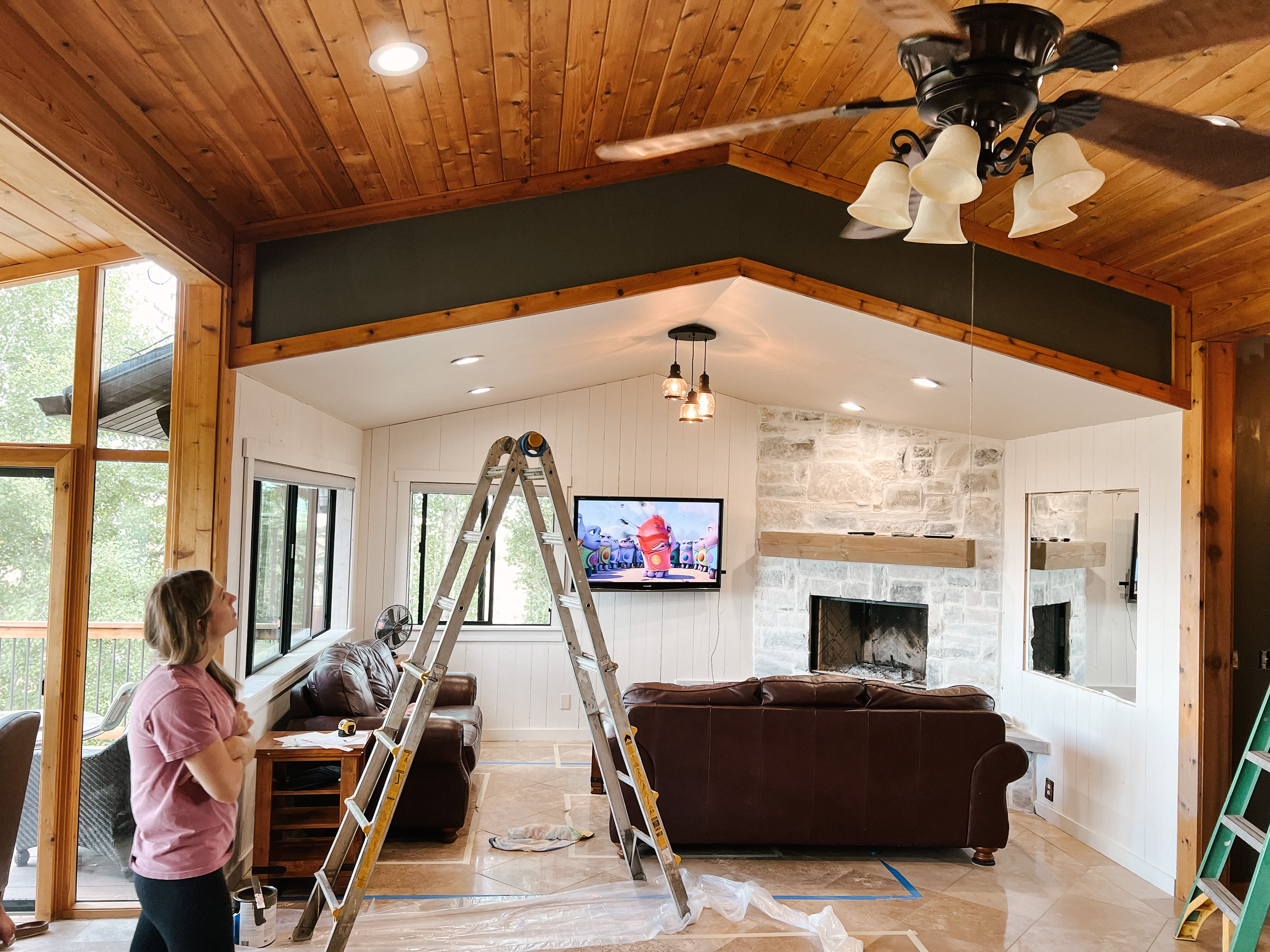 TUTORIAL: Over-grouting our Fireplace - Leslie Payne