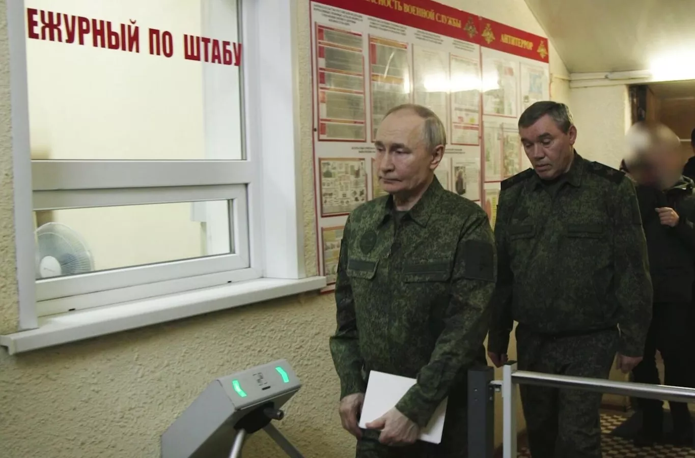 Putin endurece posição em Kursk e sinaliza resistência ao plano de cessar-fogo americano