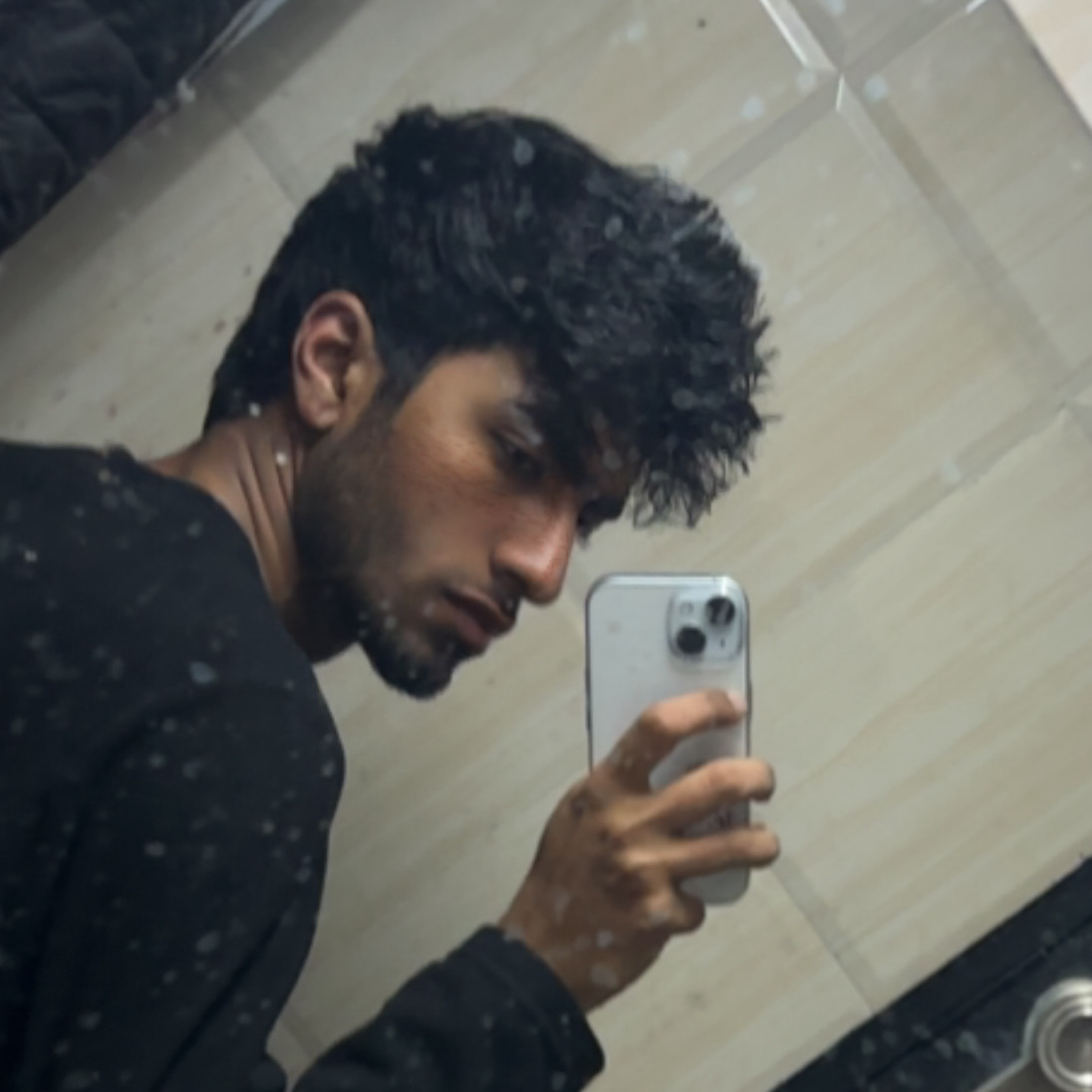 Substack profile picture for @rahilt
