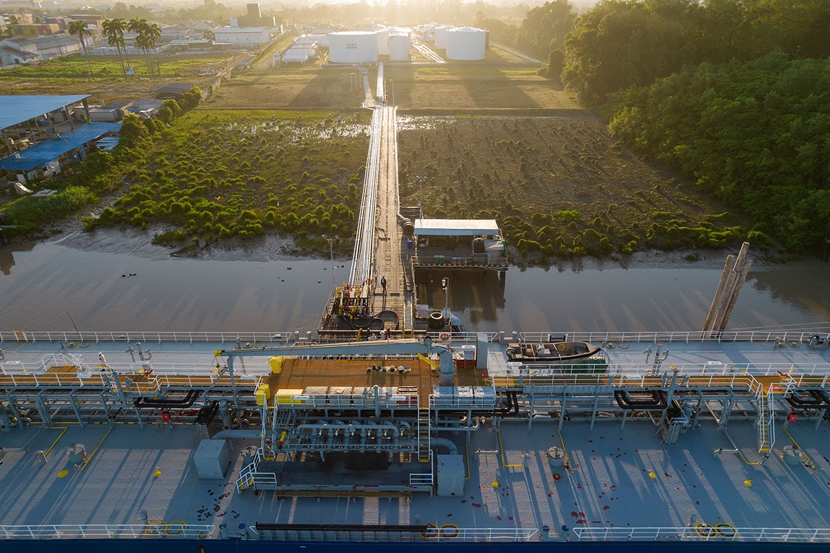 OURO NEGRO AMEAÇA A AMAZÔNIA - 20% das novas reservas mundiais de petróleo estão na região