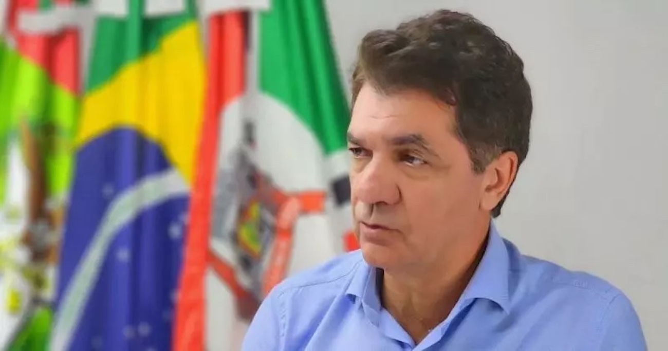 Prefeito de Criciúma e mais nove são presos por suspeita de corrupção em licitação funerária