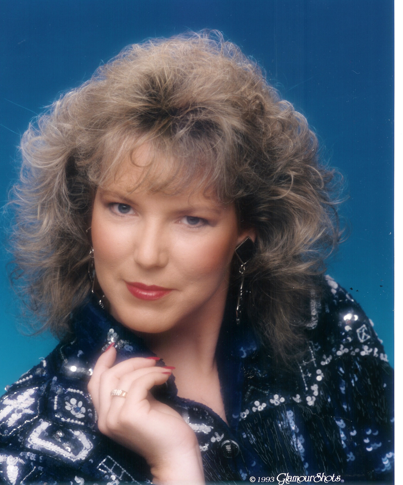 The Lost Magic of Glamour Shots - by Janine - Retro Avocado