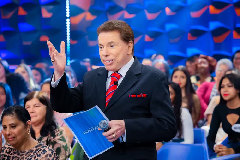 Morre o empresário e apresentador Silvio Santos