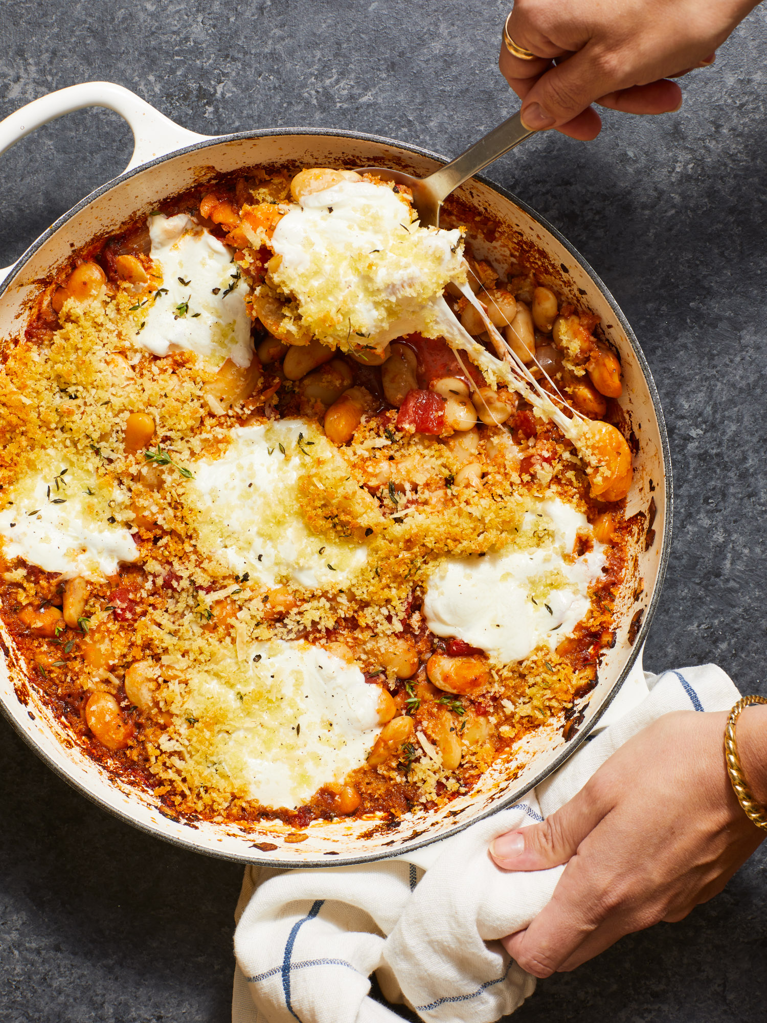 30-minute crunchy-cheesy bean bake
