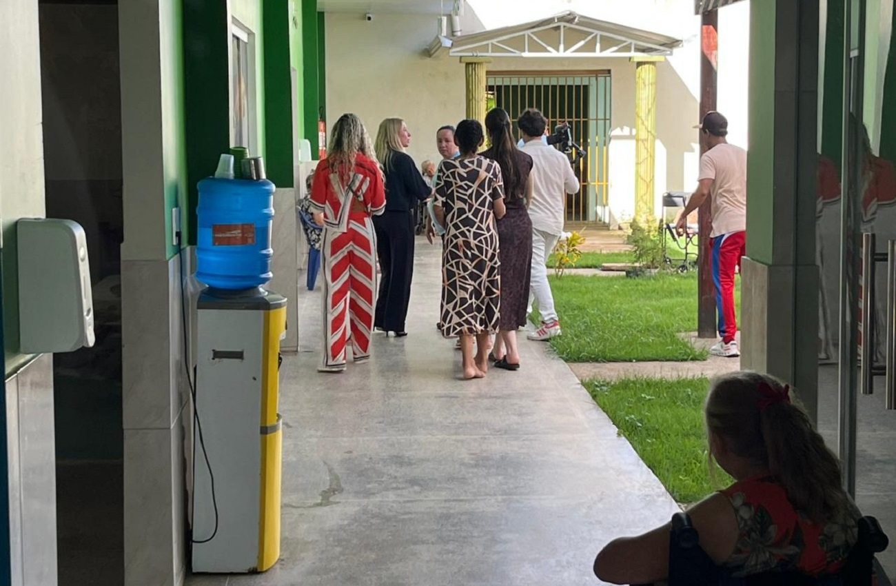 Ieda Chaves acompanha resgate de idosa em situação de vulnerabilidade em Porto Velho