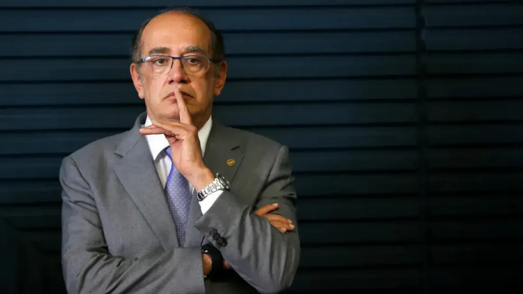 Gilmar Mendes rebate críticas ao STF após ataques de Tarcísio de Freitas em ato bolsonarista