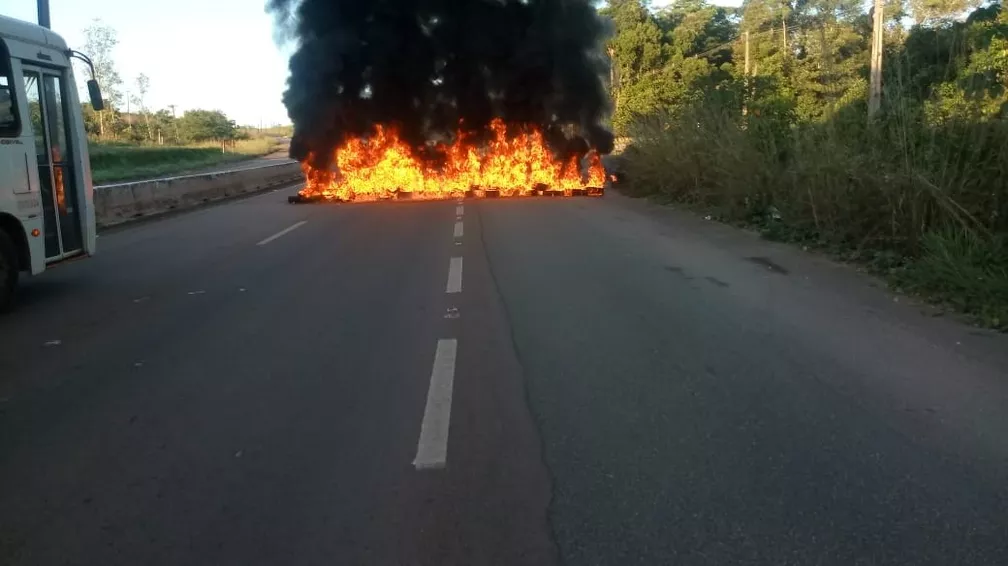 Justiça federal mantém condenação de homem que ateou fogo em pneus em protesto pela emancipação de Extrema, em RO