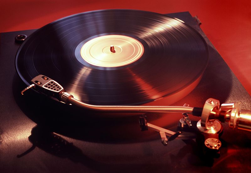 File:Vinyl Player Original.jpg