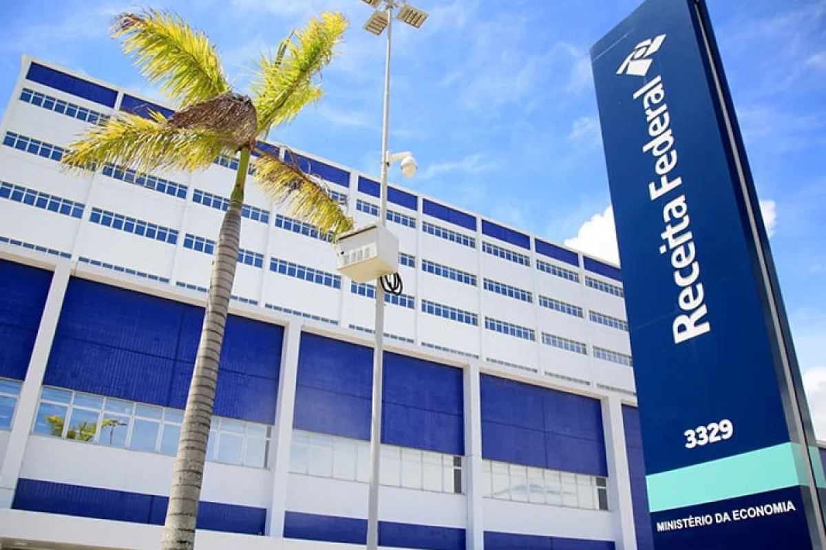 Justiça barra medida da Receita Federal que prejudicava auditores idosos