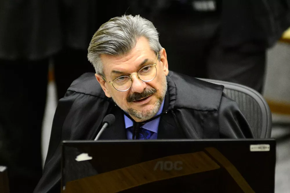 Crise no Judiciário: Surgimento de nova acusação acelera afastamento de Marco Buzzi do STJ