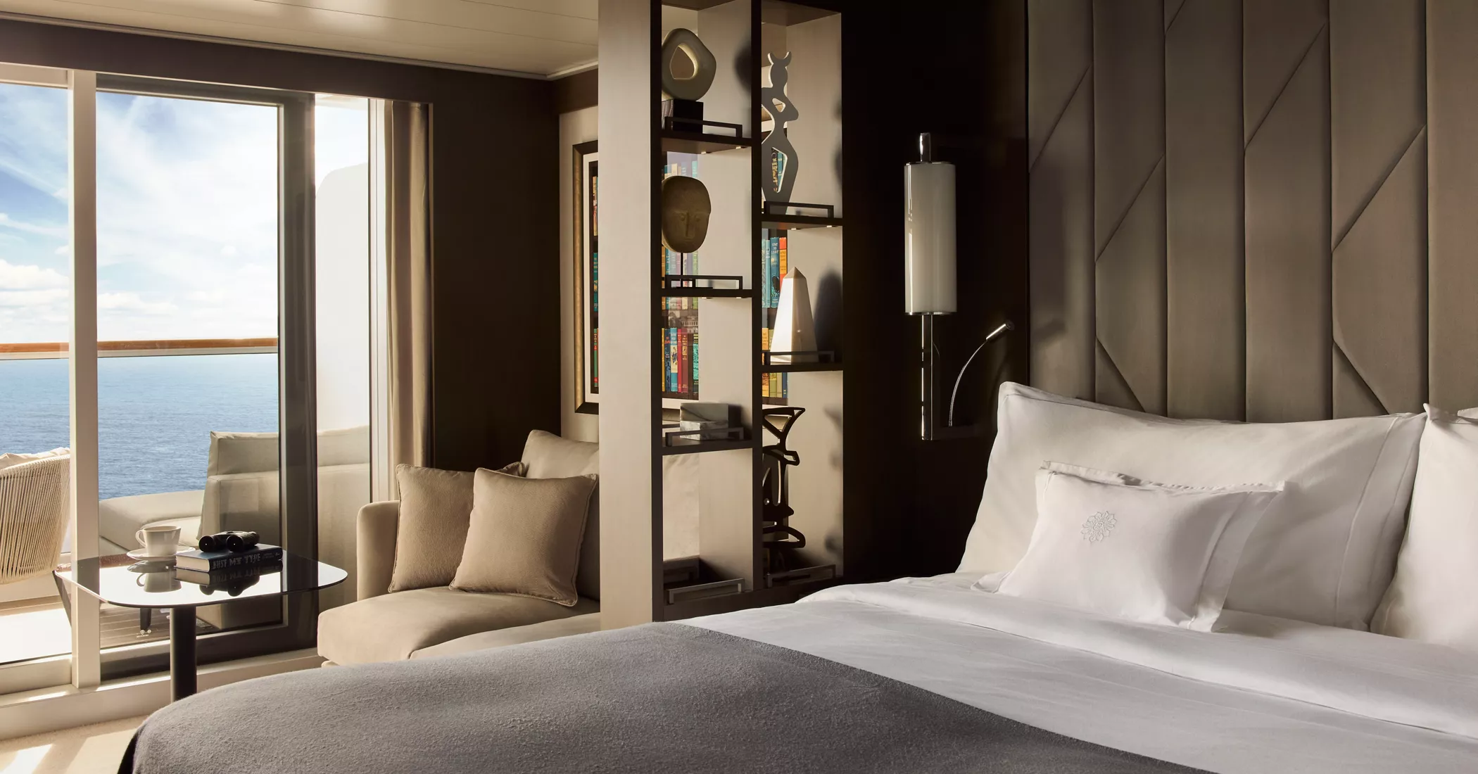 Ocean Suites | Suites en mer | Explora Journeys