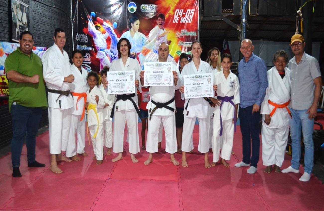 Karatê rondoniense brilha em competição nacional com apoio de Ezequiel Neiva