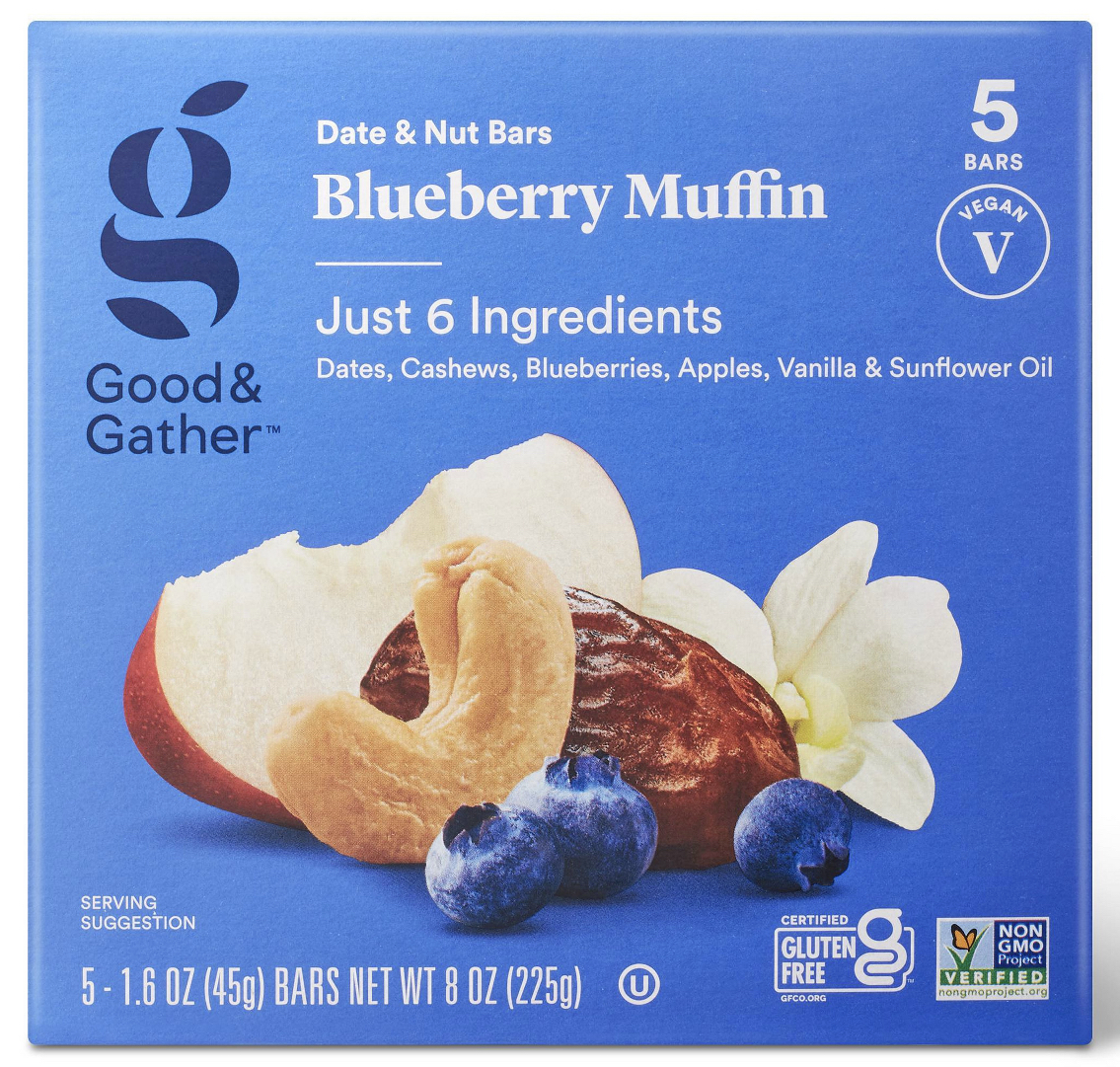 Target’s good and gather Blueberry Muffin Date and Nut bars box. Features a pile of apple slices, cashew nut, date, blueberries and vanilla blossom.