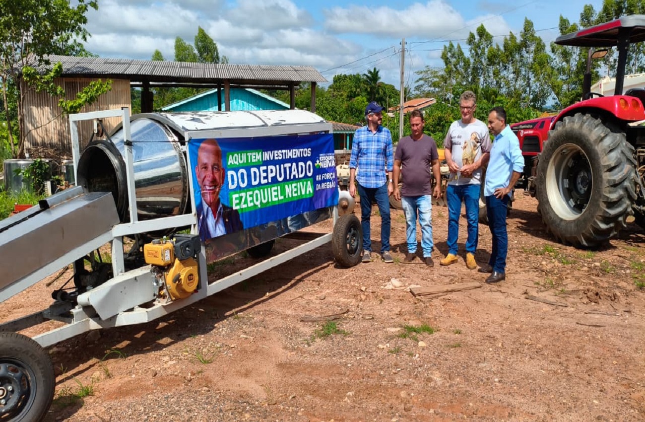 Emenda de Ezequiel Neiva garante mais eficiência na produção de cacau em São Felipe D’Oeste