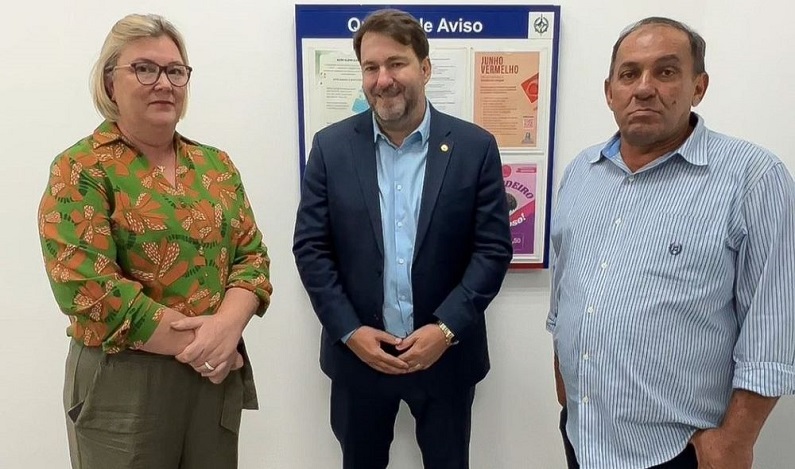 Alex Redano busca junto ao DER recurso para Guajará-Mirim