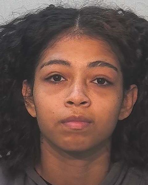 Sakina Capri Totten