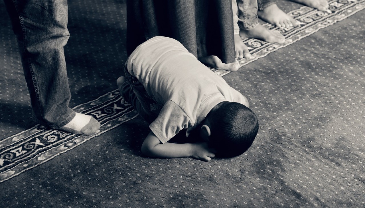 23 Ways to Raise a Child Who Prays