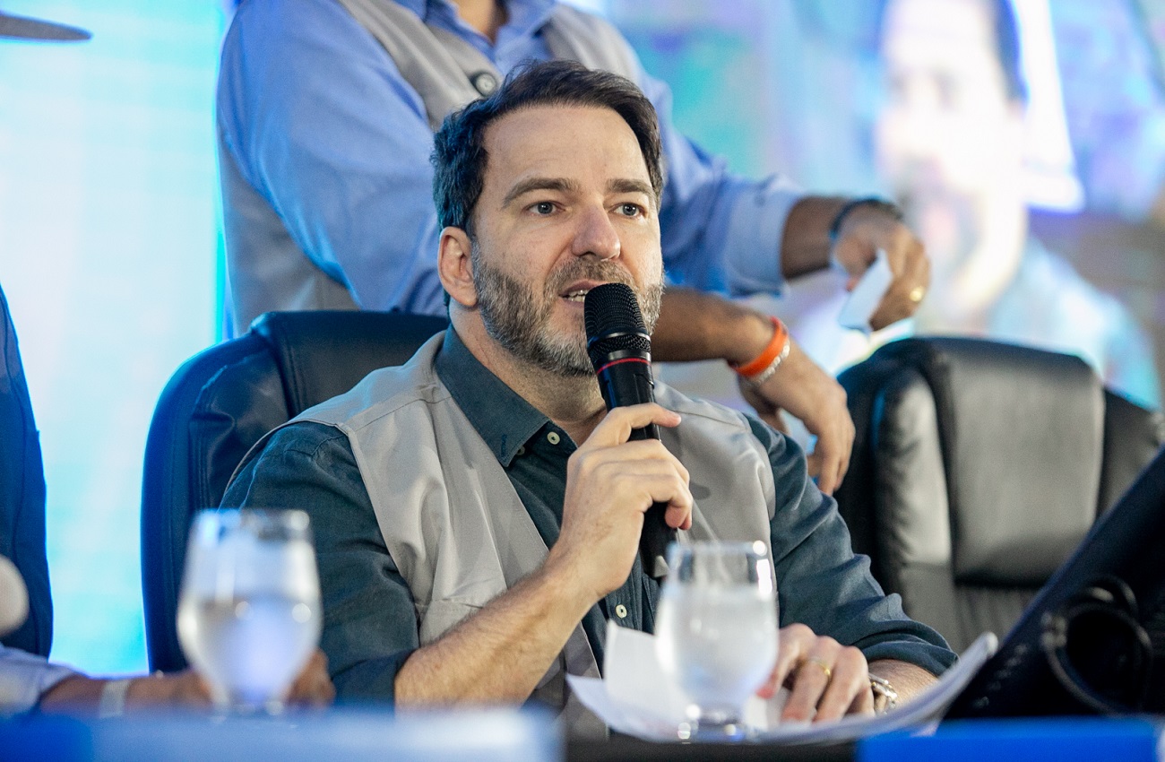 Deputado Alex Redano anuncia curso de oratória da Escola do Legislativo, em Buritis