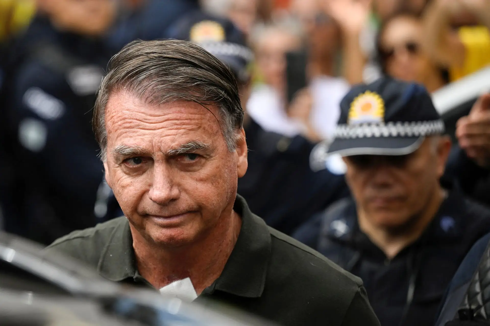 Bolsonaro refém da cautelar: punido por atos que não controla