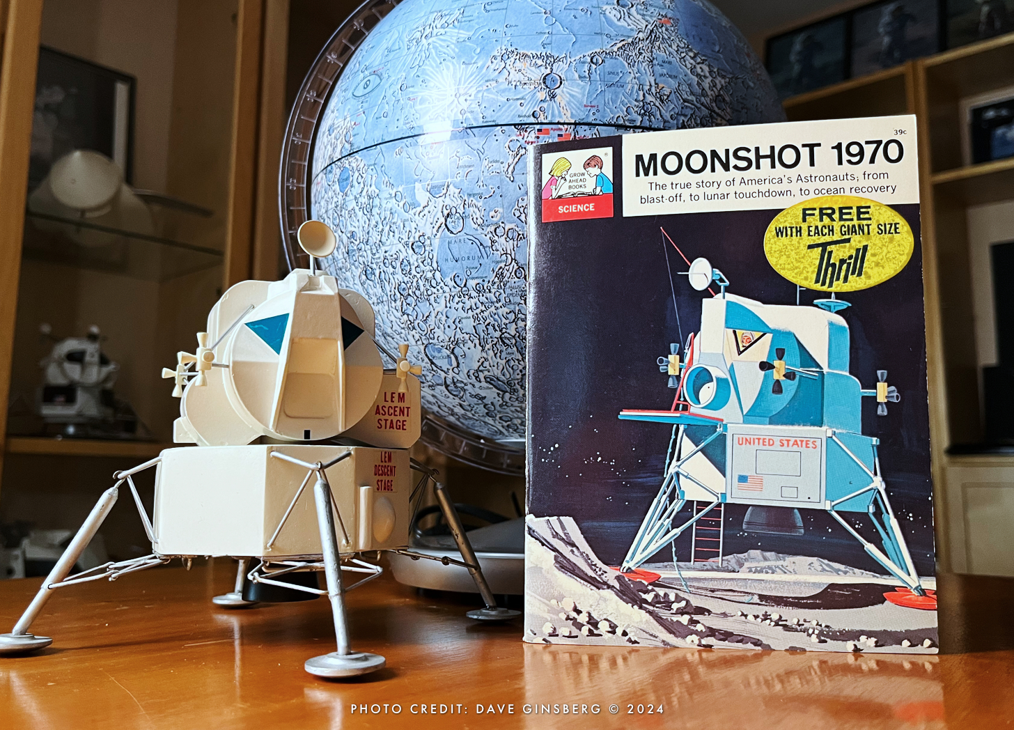 Moonshot 1970 - by Dave Ginsberg - Creating Space