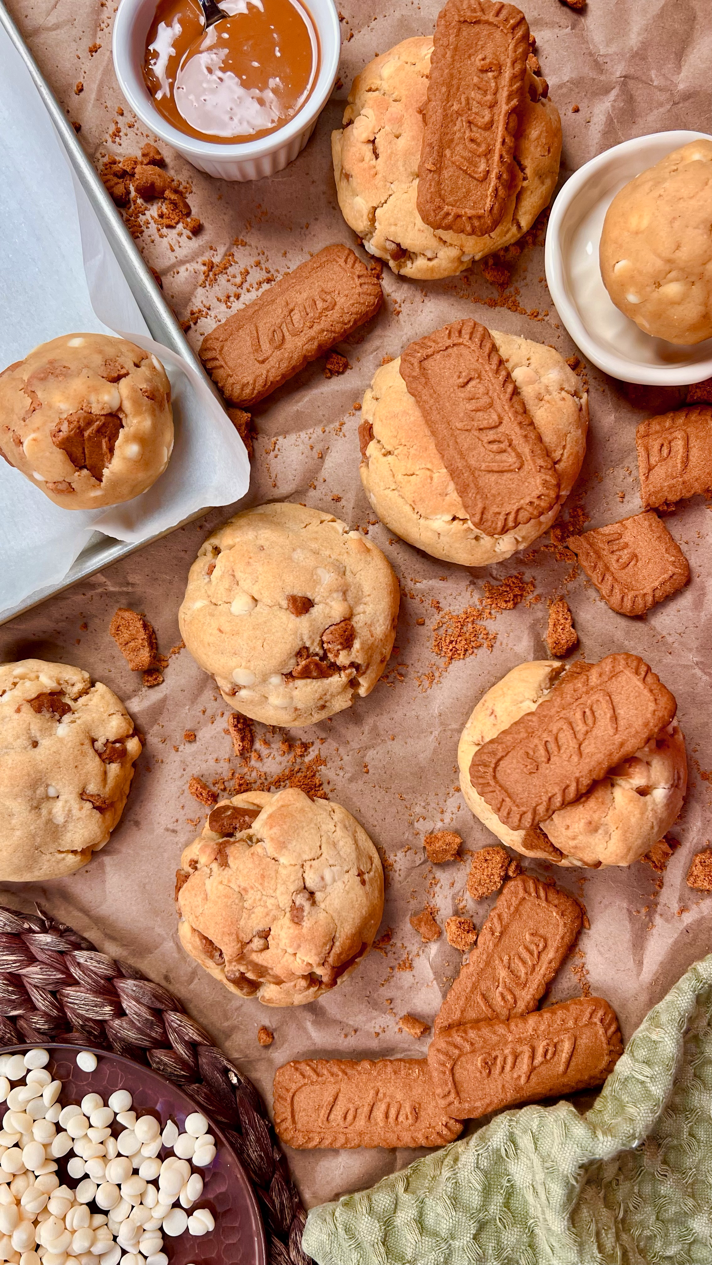 洋書 Bake with Brookie Biscoff Cookies - Bake the Brooki Book