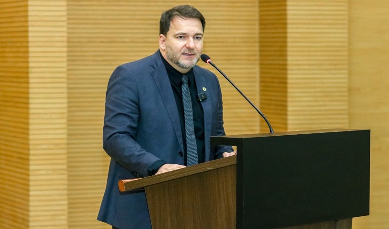 Alex Redano propõe ampliação do atendimento para 24h na Delegacia da Mulher em Rondônia