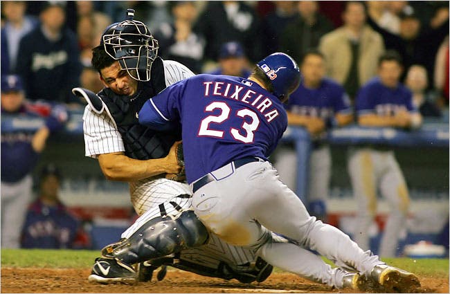 Posada Ends a Long Night With a Long Ball - The New York Times