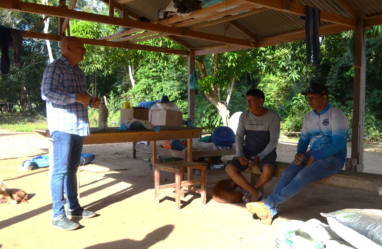 Emenda de R$ 200 mil garante trilhadeiras e descascadores de café para Alta Floresta D’Oeste