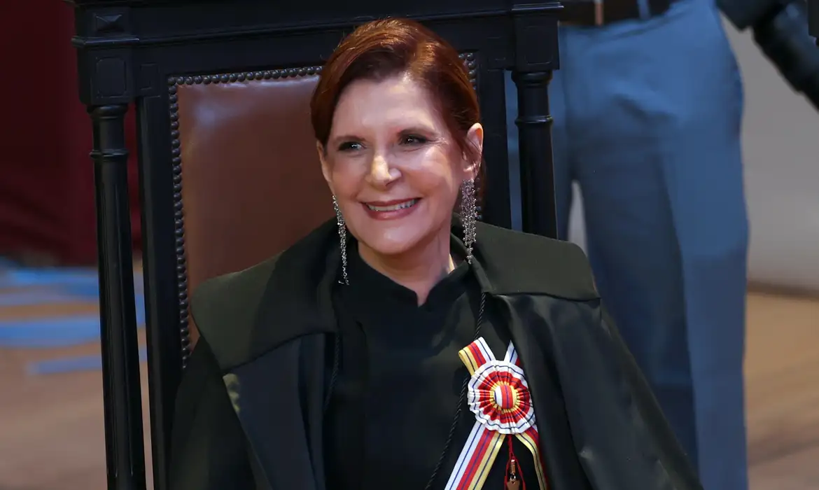 Presidente do STM diz que Bolsonaro pode ser julgado por crime militar