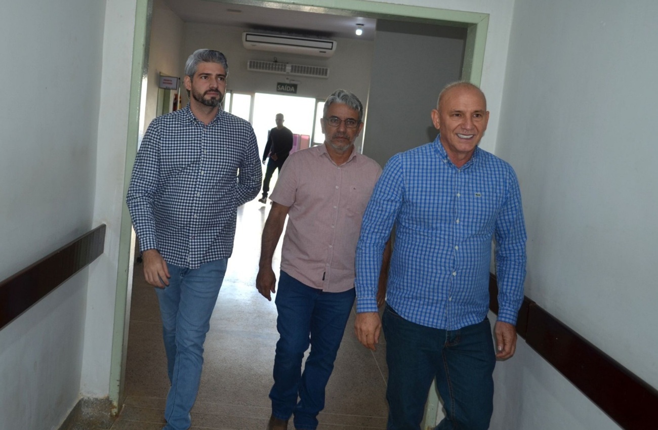 Ezequiel Neiva viabiliza cirurgias e exames e reduz filas na saúde de Cerejeiras