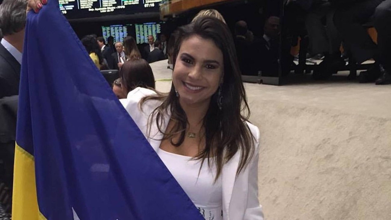 Propaganda irregular resulta em multa milionária a Mariana carvalho, que vai recorrer da decisão