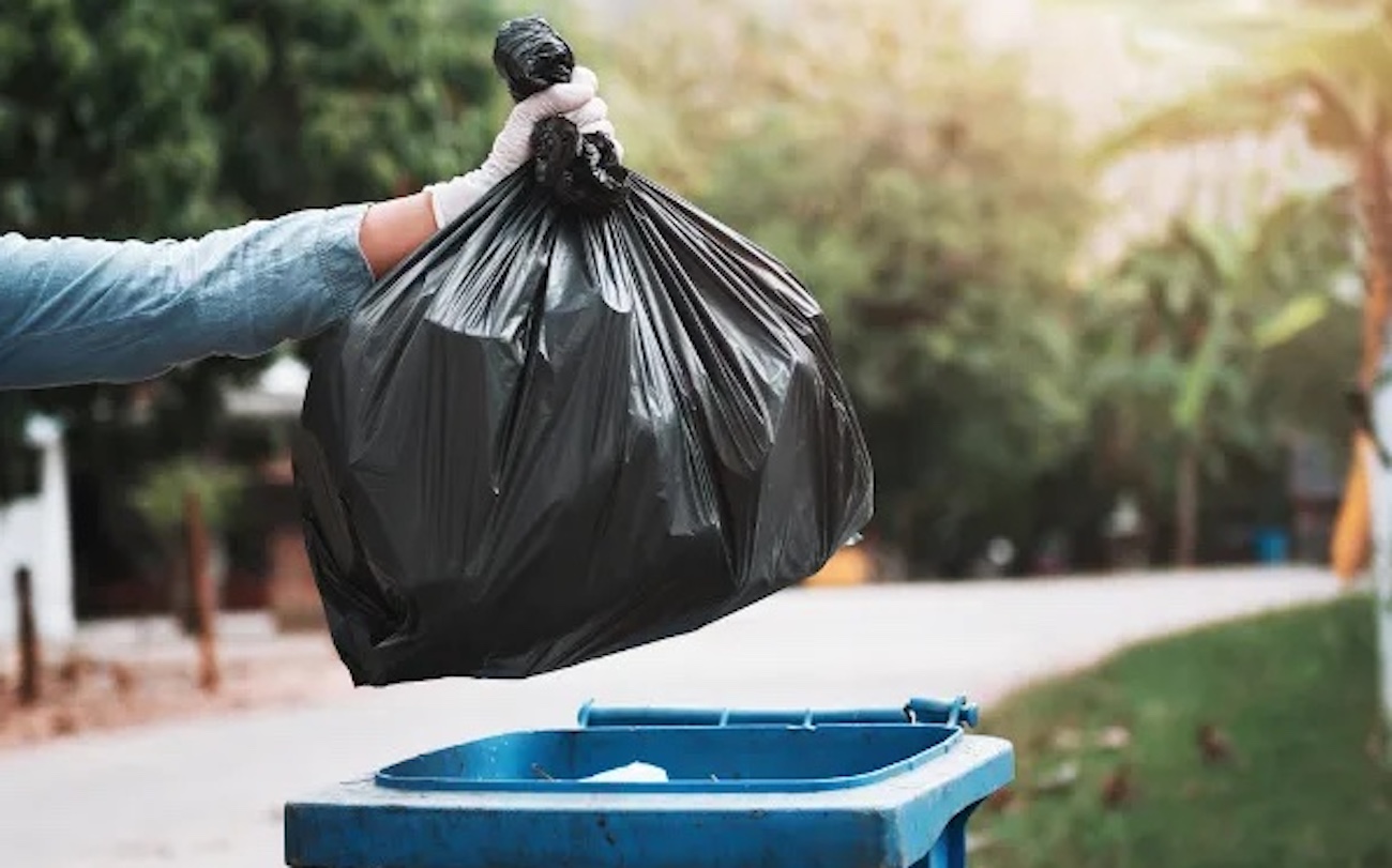 O Emergencial do Lixo - Fatos estranhos