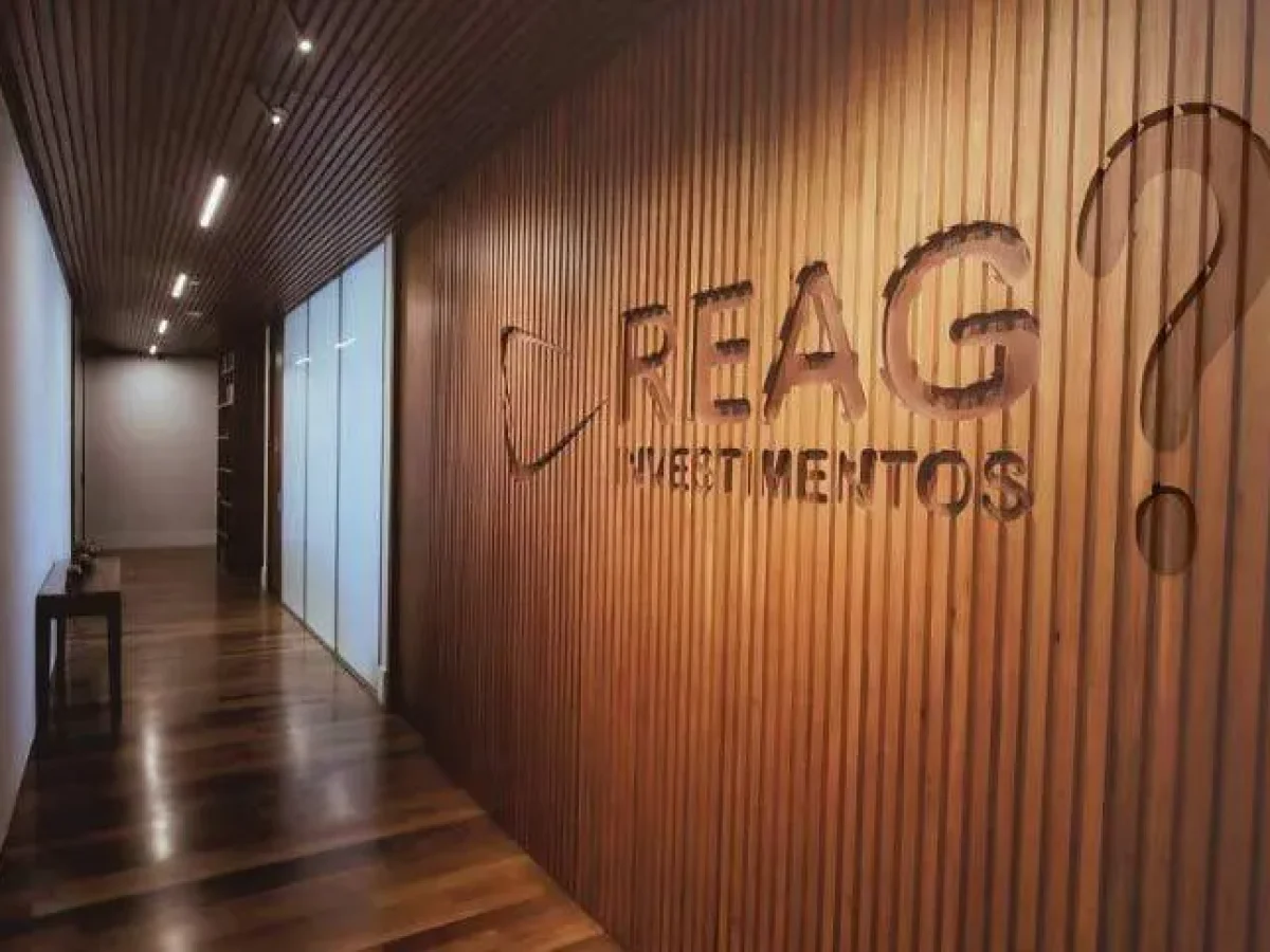 Relatório da CVM expõe falhas graves na Reag Capital: 35 irregularidades em controles antilavagem