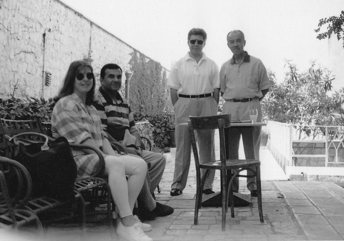 Fotoğrafta soldan sağa: Duygu Asena, Hasan Köni, Zülfü Livaneli, Erdal Öz ( kaynak ).