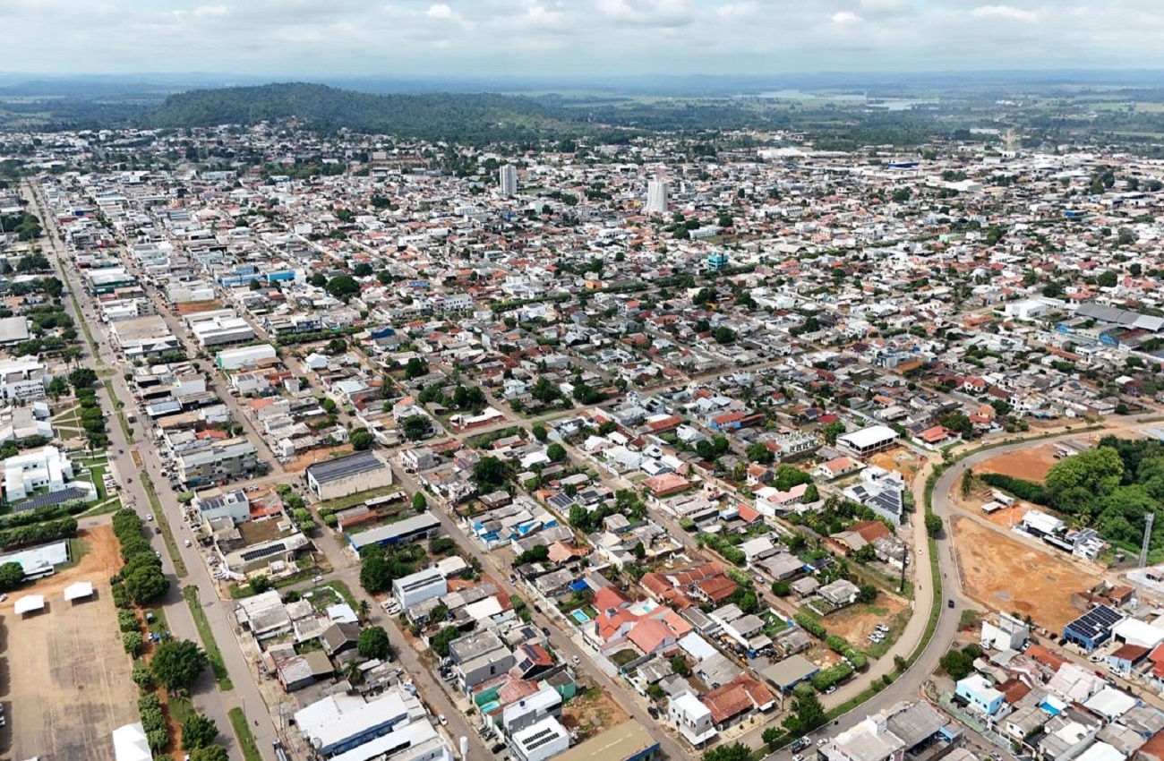 Deputado Alex Redano indica recurso de R$ 366 mil para as festividades dos 48 anos de Ariquemes