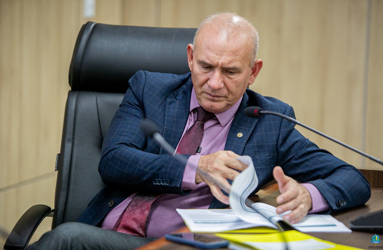 Ezequiel Neiva conduz reunião sobre metas fiscais e destaca equilíbrio das contas públicas de Rondônia