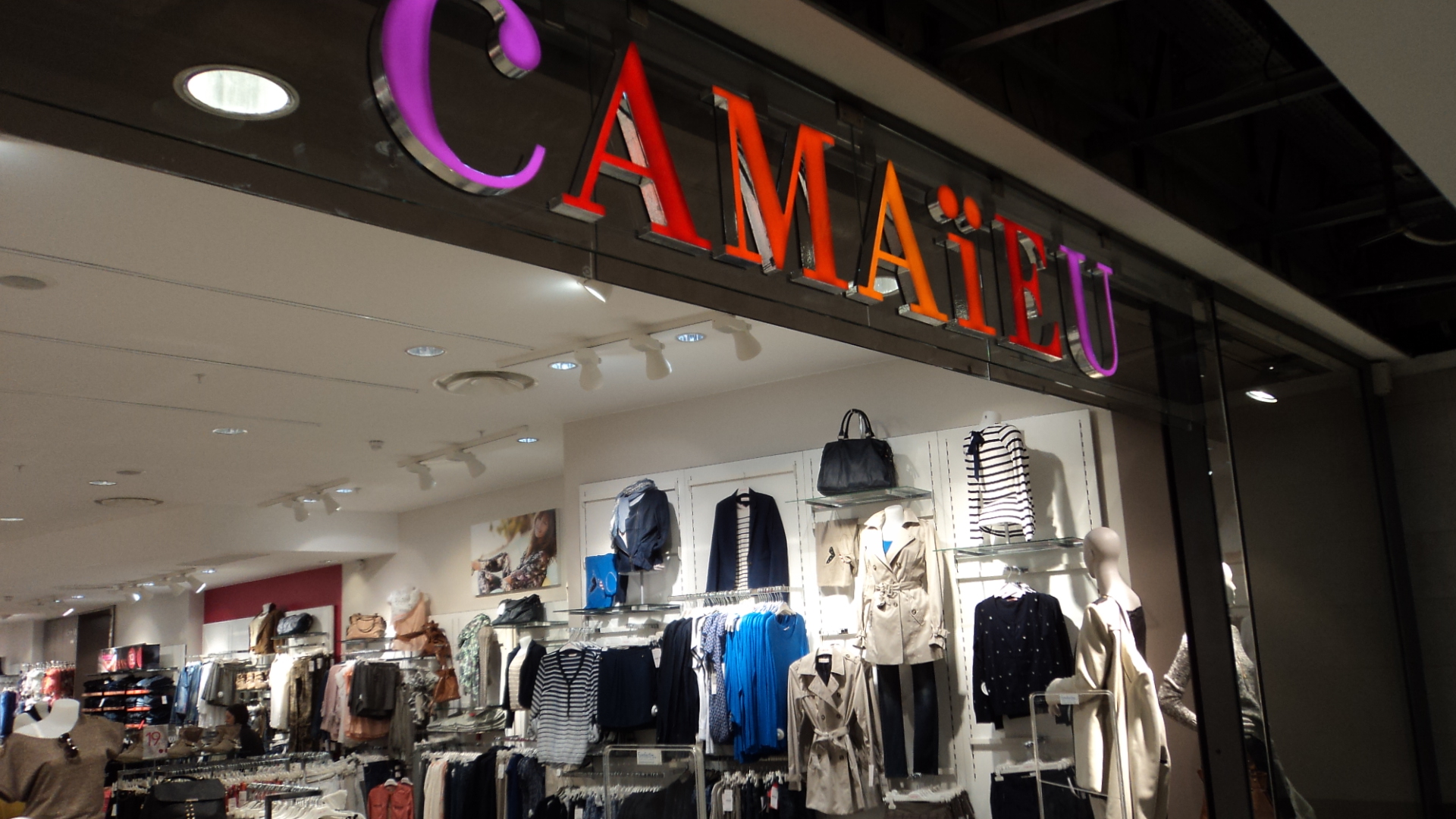 Camaïeu (entreprise) — Wikipédia