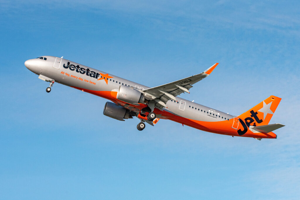 Jetstar AIRBUS A321LR ストラップ Jetstar unveils new livery for its new Airbus A321LR fleet