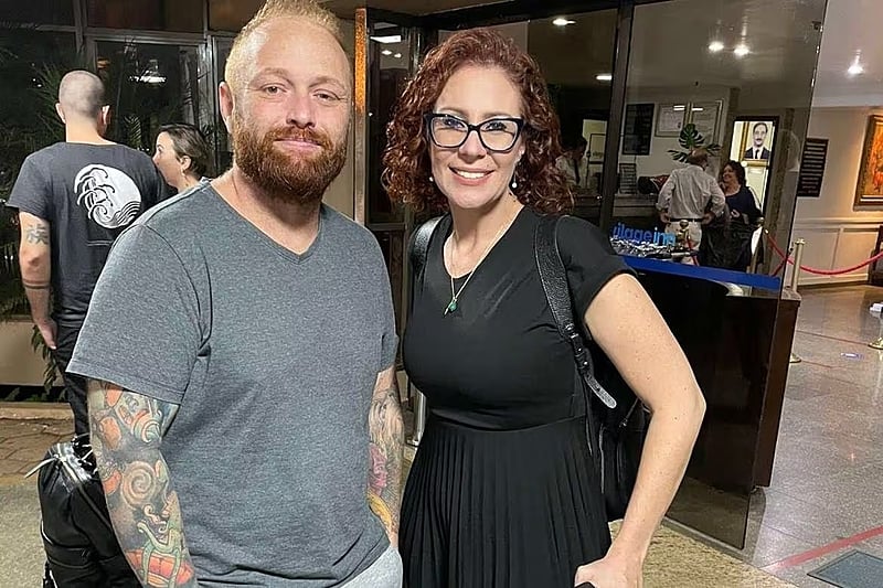 STF decreta prisão de Zambelli; Deputada é condenada a 10 anos por conspiração contra Alexandre de Moraes