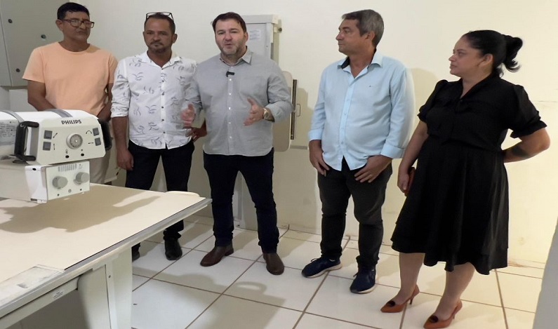 Alex Redano destina recurso para agricultura e vistoria emenda aplicada na saúde de Urupá