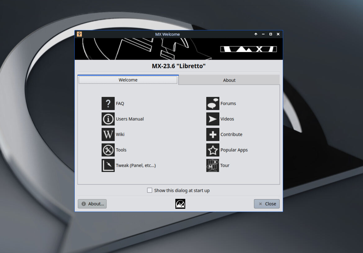 The helpful Welcome screen for MX Linux