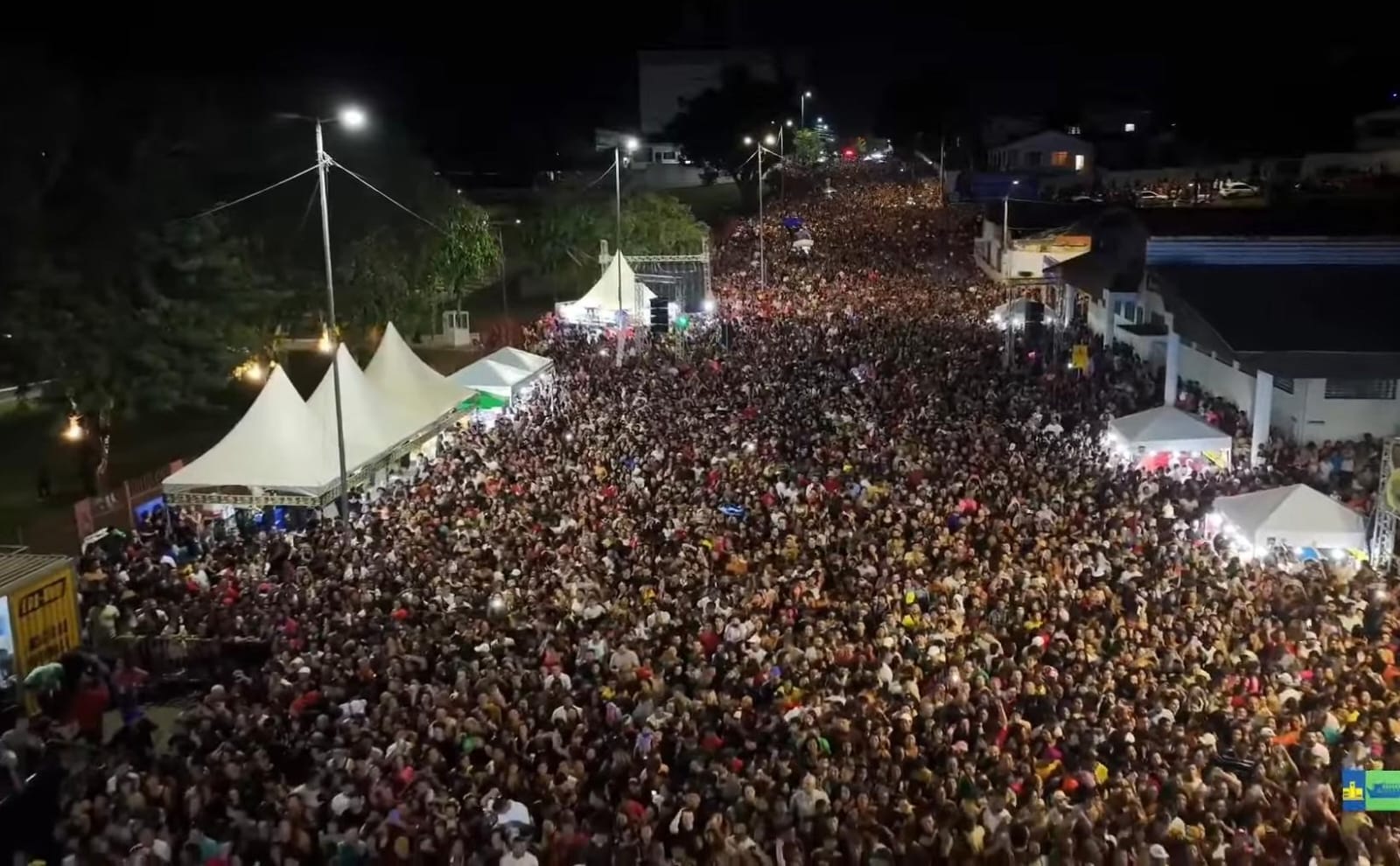 Porto Velho lotada: Mais de 60 mil pessoas celebram 111 anos com show inesquecível de Joelma